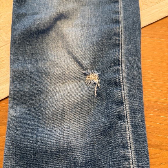 GAP Straight Leg High Rise Jeans - Size 27 | Like New - Picture 5 of 7